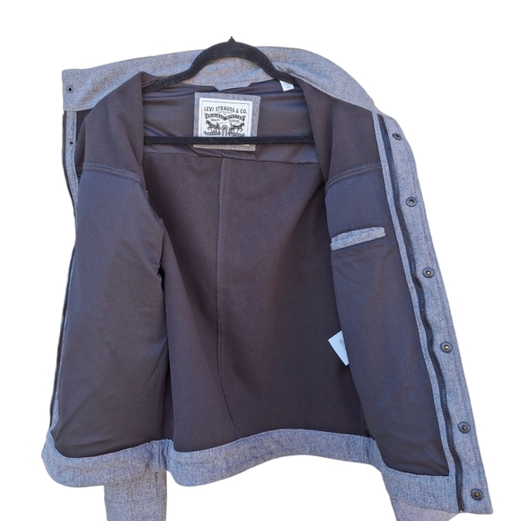 Levi's Strauss & Company, Grey Zip Snap  Trucker Utility Jacket, Men Size Small - Picture 13 of 16